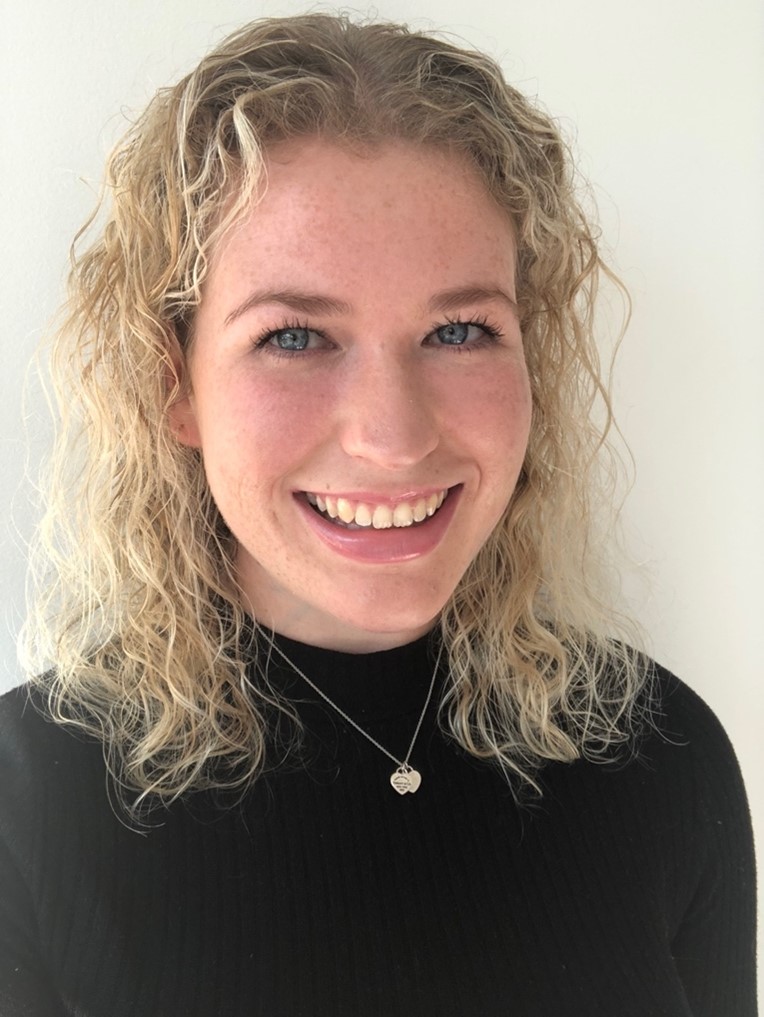 This image has an empty alt attribute; its file name is picture1.jpg